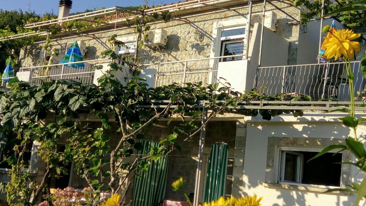 Apartmani Bosco Tivat Exterior photo
